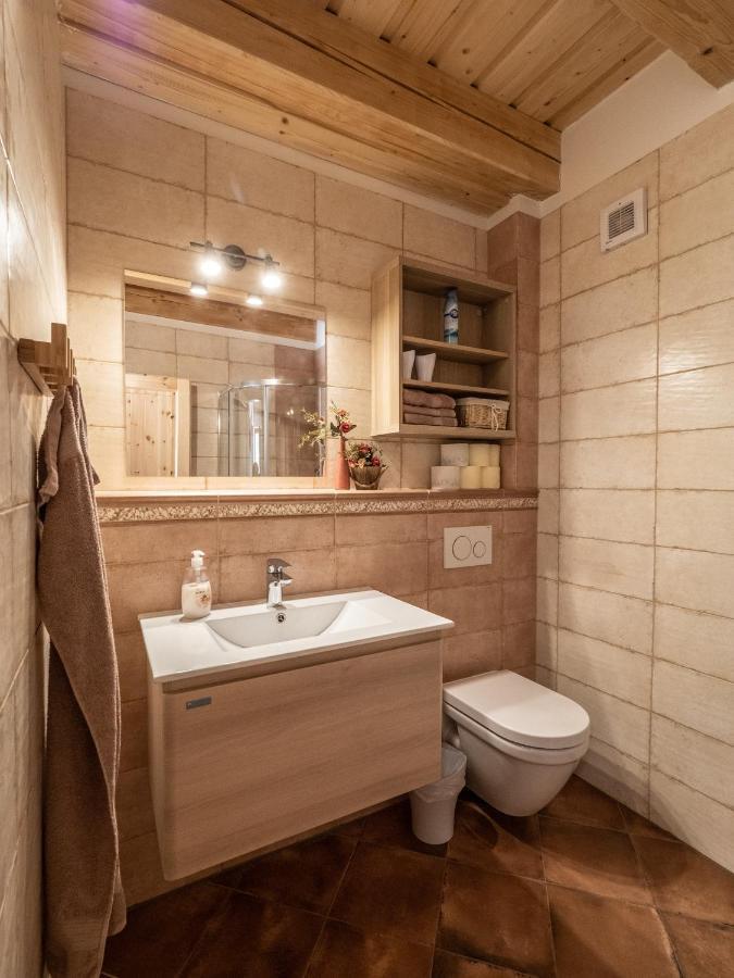 Penzion Andel Šatov Buitenkant foto